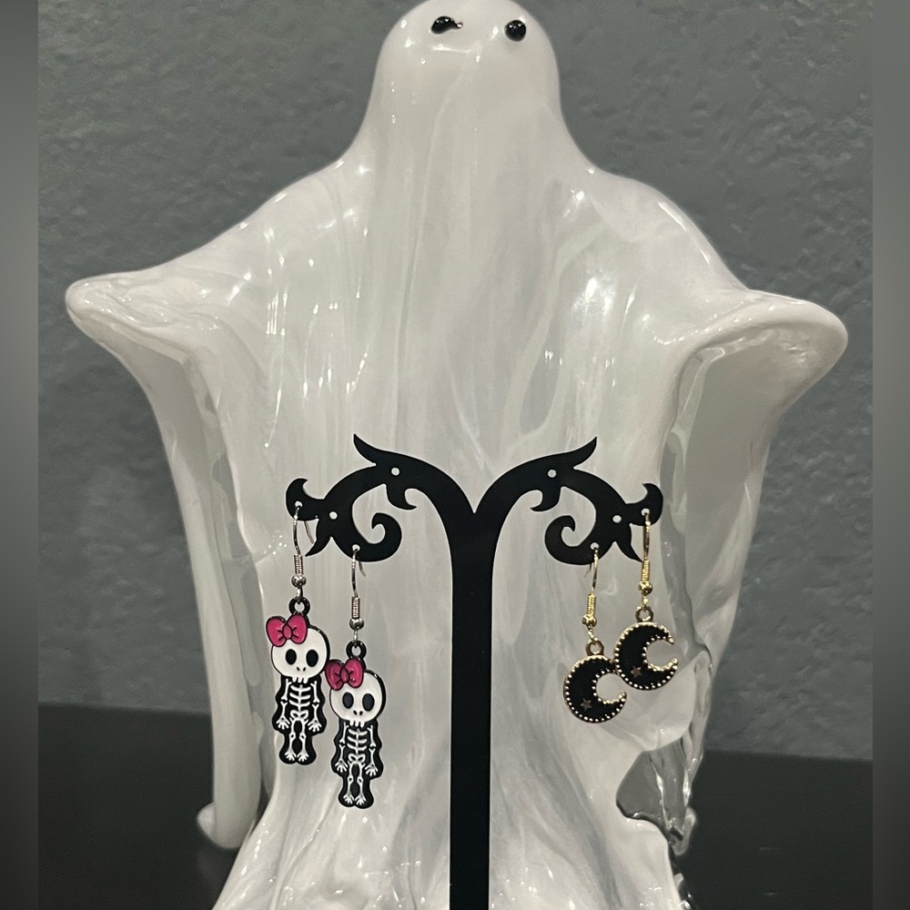 Halloween Earrings. Set of 2.